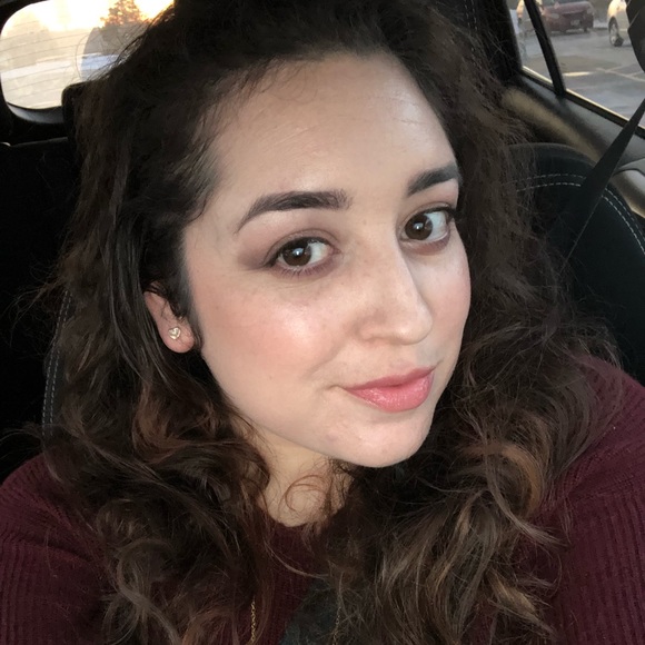 Meet your Posher, Tamra - Picture 1 of 1